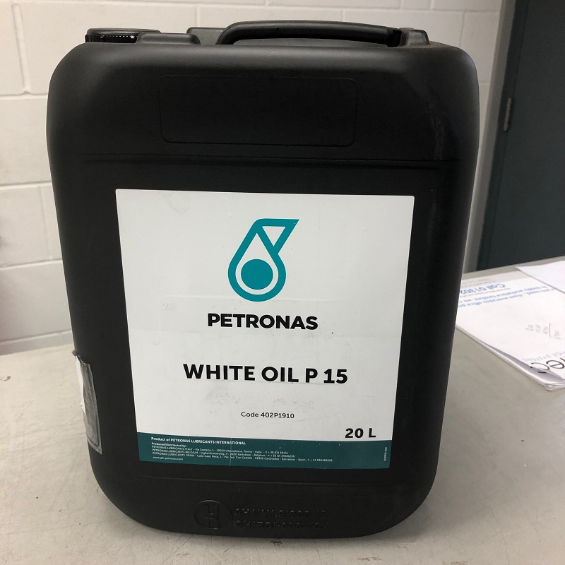 Petronas White Oil P 15